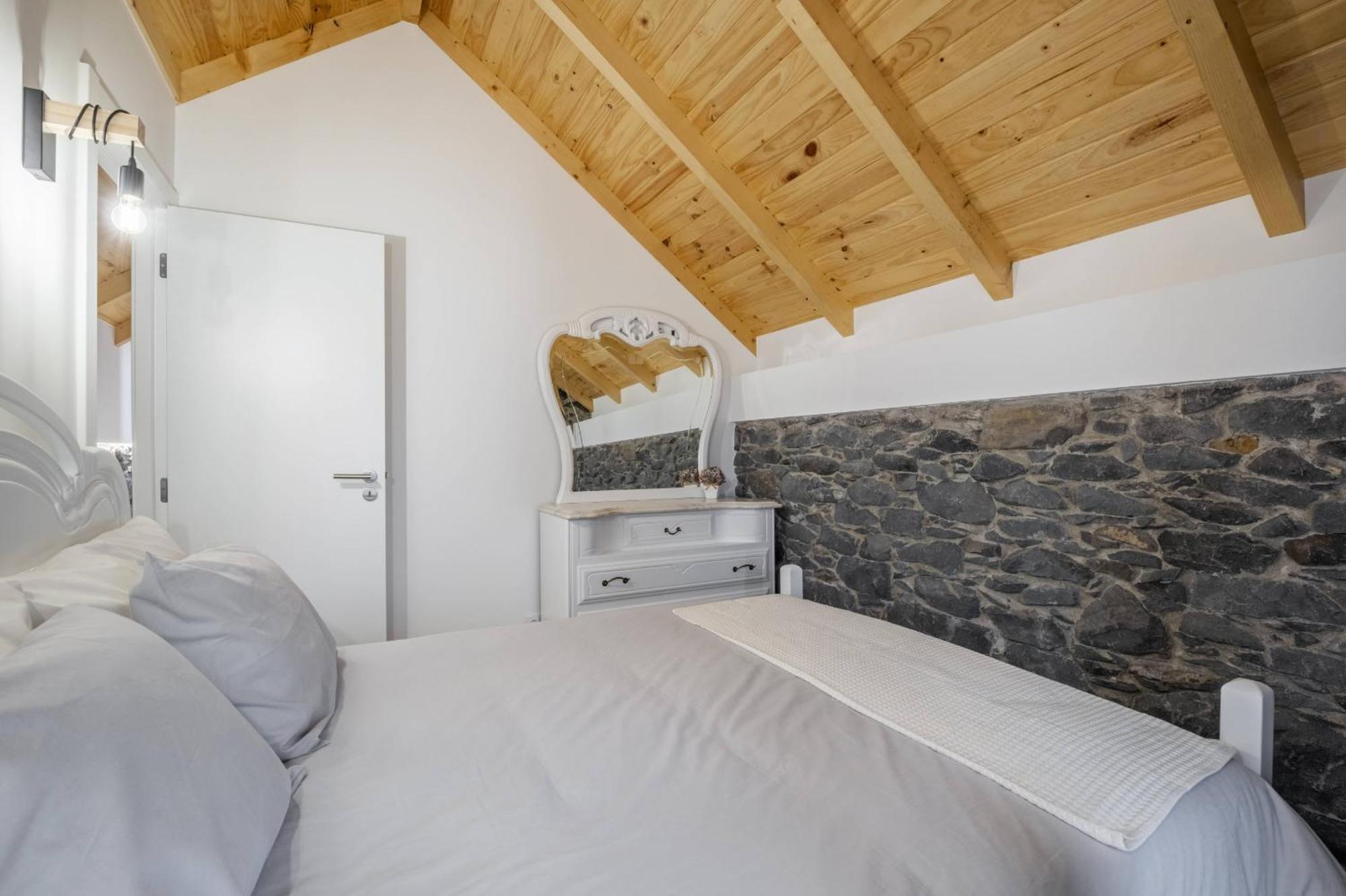Mountain Retreat By Madeira Sun Travel Βίλα Porto Moniz Εξωτερικό φωτογραφία